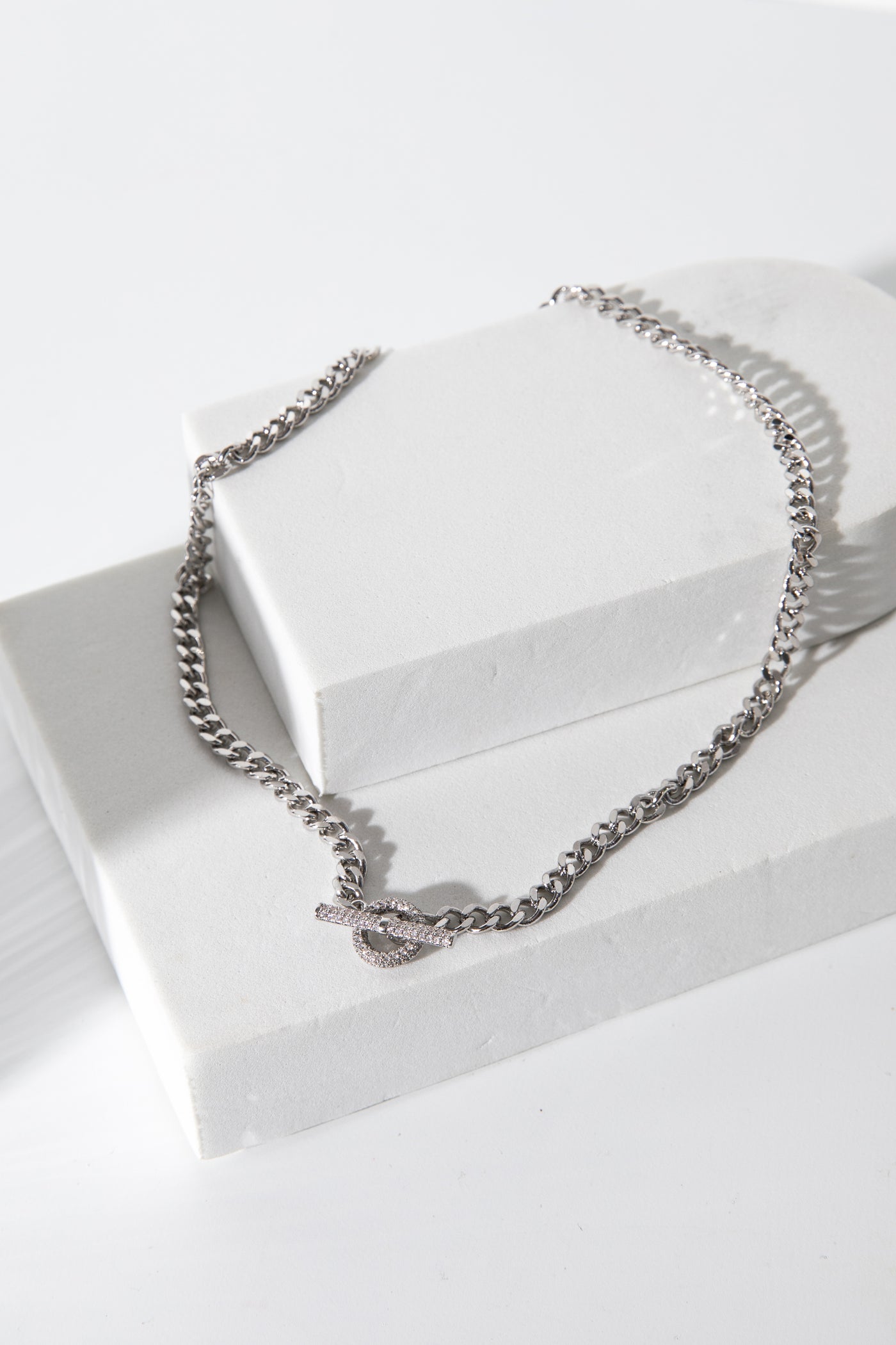 Hupa Toggle Necklace Silver