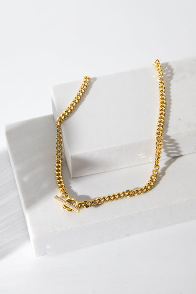 Hupa Toggle Necklace Gold