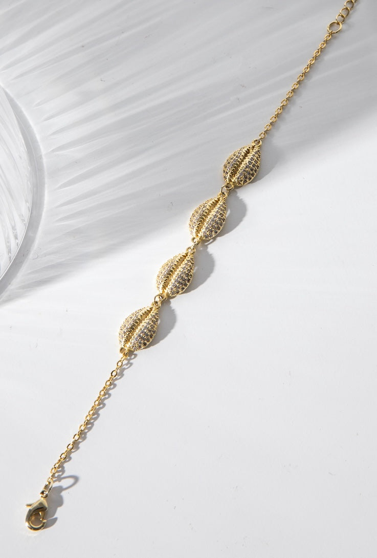 Aphrodite Shell Bracelet